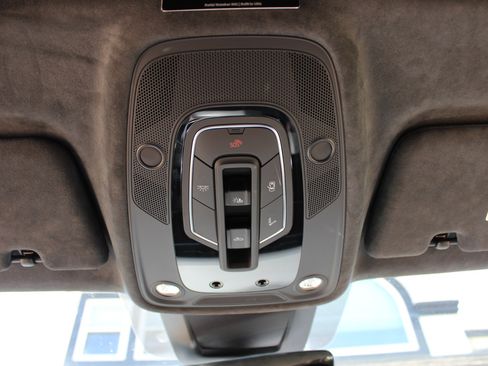 Used 2021 Audi RS Q8 Sport Utility 4D image 22