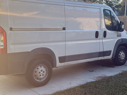 Used 2015 RAM ProMaster 1500 w/ Interior Convenience Group image 8