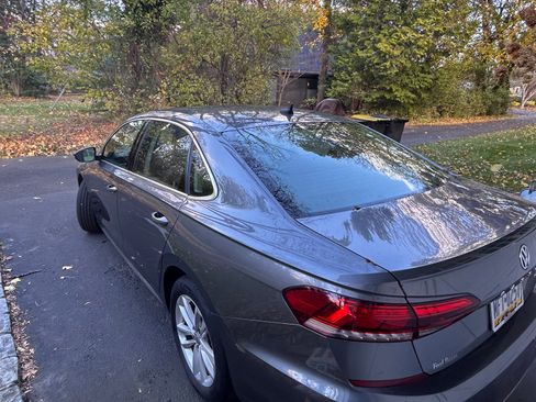 Used 2020 Volkswagen Passat 2.0T SE w/ Sunroof Package image 9