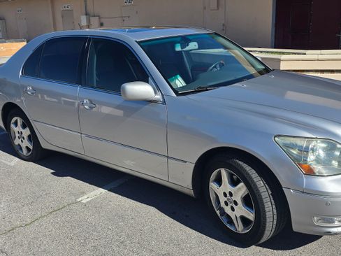 Used 2004 Lexus LS 430 image 12