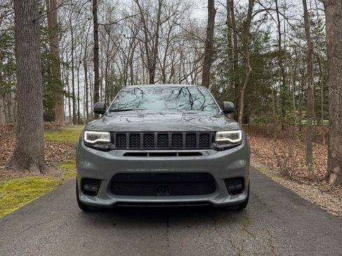 Used 2020 Jeep Grand Cherokee SRT image 5