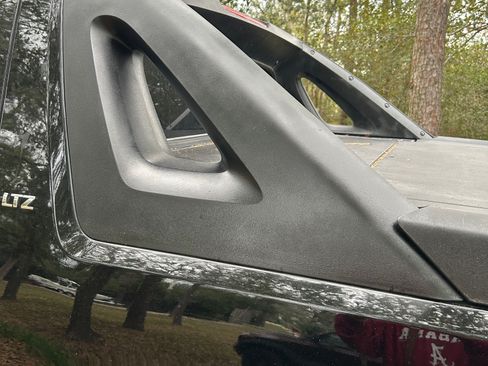 Used 2008 Chevrolet Avalanche LTZ w/ LTZ Preferred Equipment Group image 12