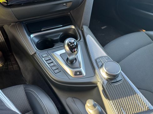 Used 2017 BMW M3 RWD image 18