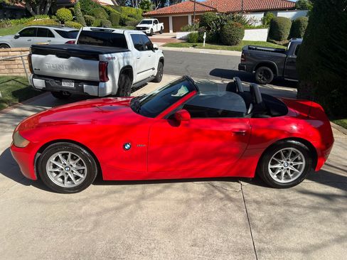 Used 2004 BMW Z4 2.5i image 30