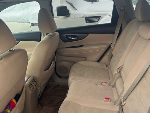 Used 2014 Nissan Rogue SV w/ SV Premium Package image 12