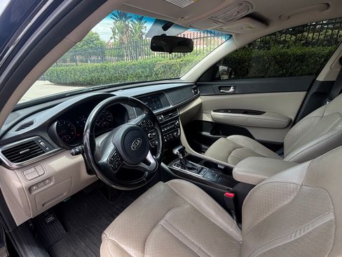 Used 2017 Kia Optima EX FWD image 6