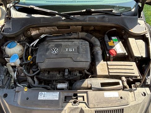 Used 2014 Volkswagen Beetle 1.8T image 12