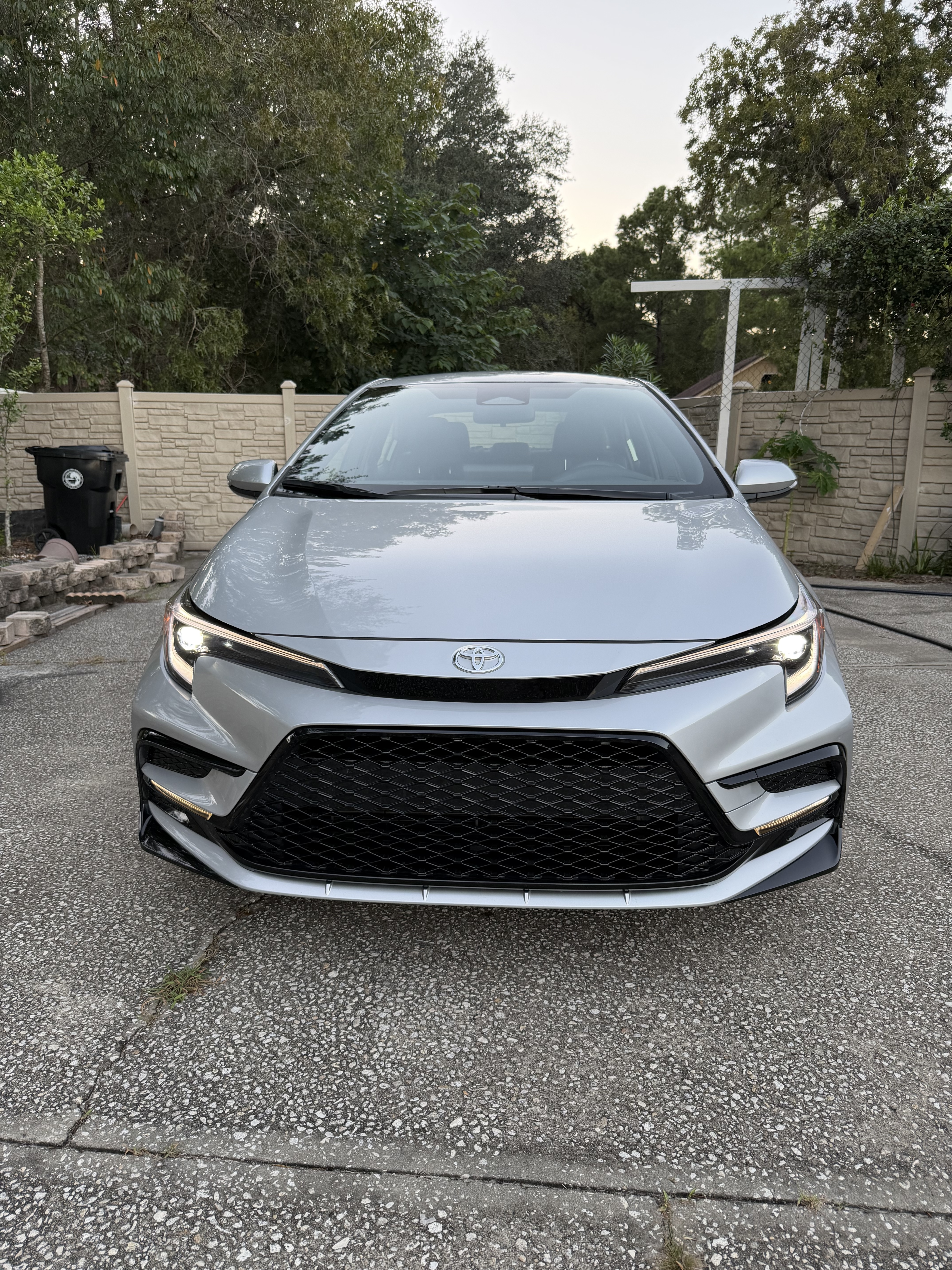 Used 2026 Toyota Corolla SE FWD image 4