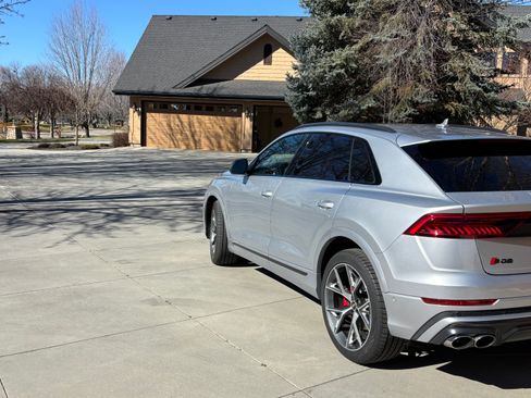 Used 2022 Audi SQ8 Prestige image 8