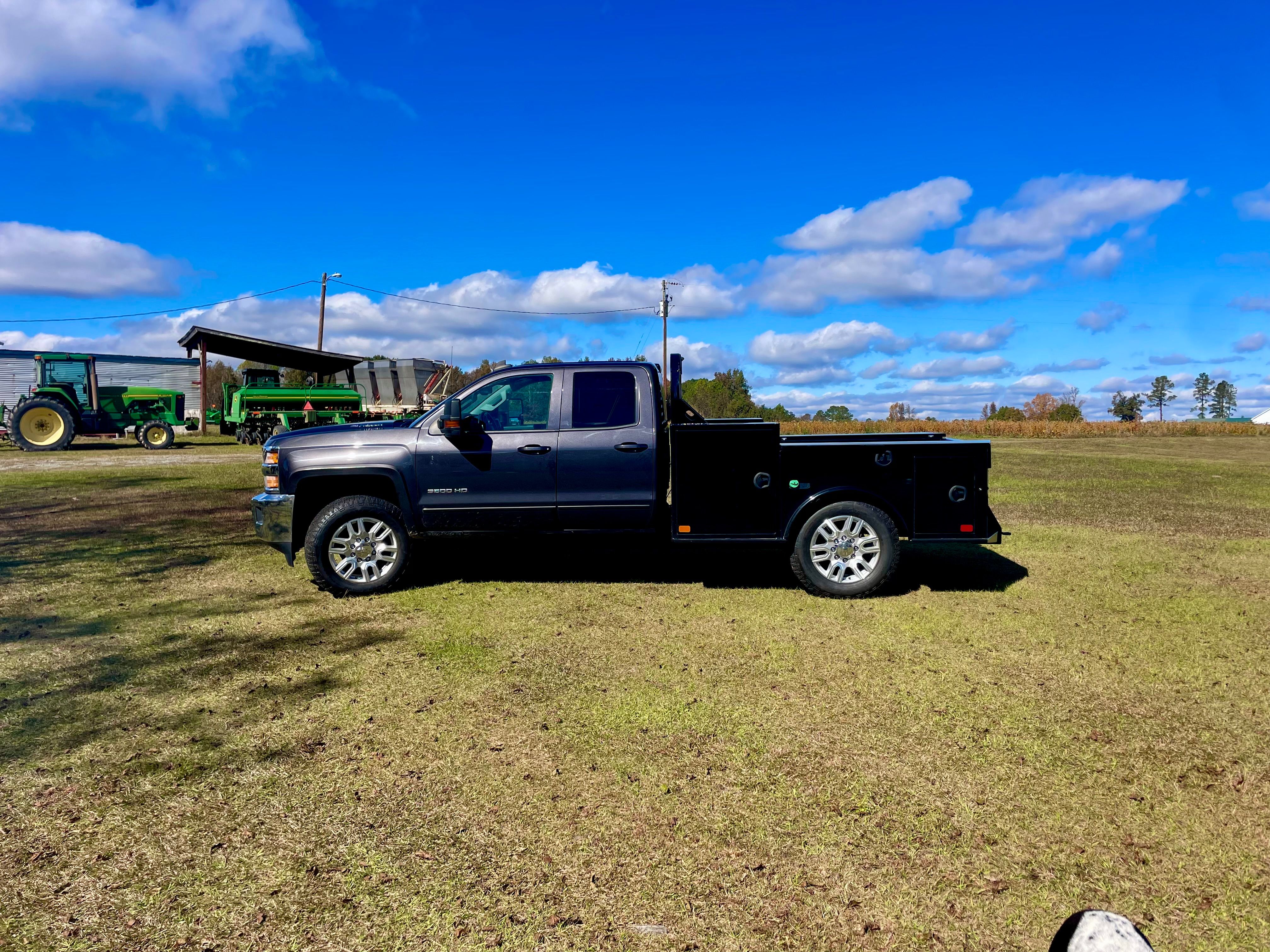 Used 2015 Chevrolet Silverado 3500 LT w/ LT Convenience Package AWD/4WD image 2