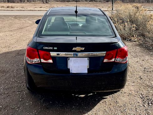 Used 2011 Chevrolet Cruze Eco image 10