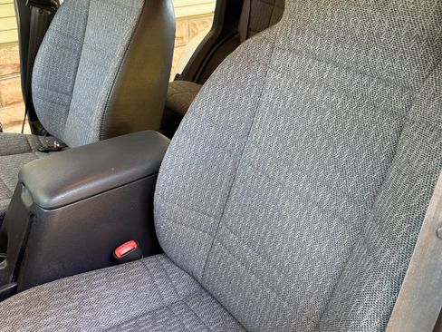 Used 2001 Jeep Cherokee Sport RWD image 12