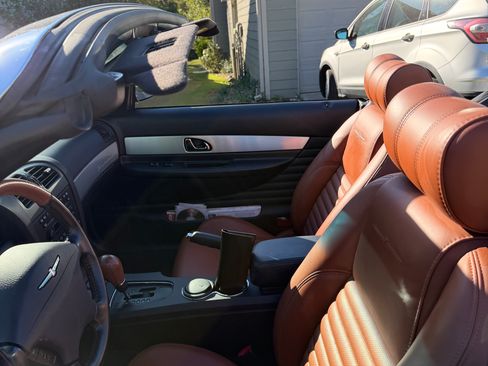 Used 2003 Ford Thunderbird image 4