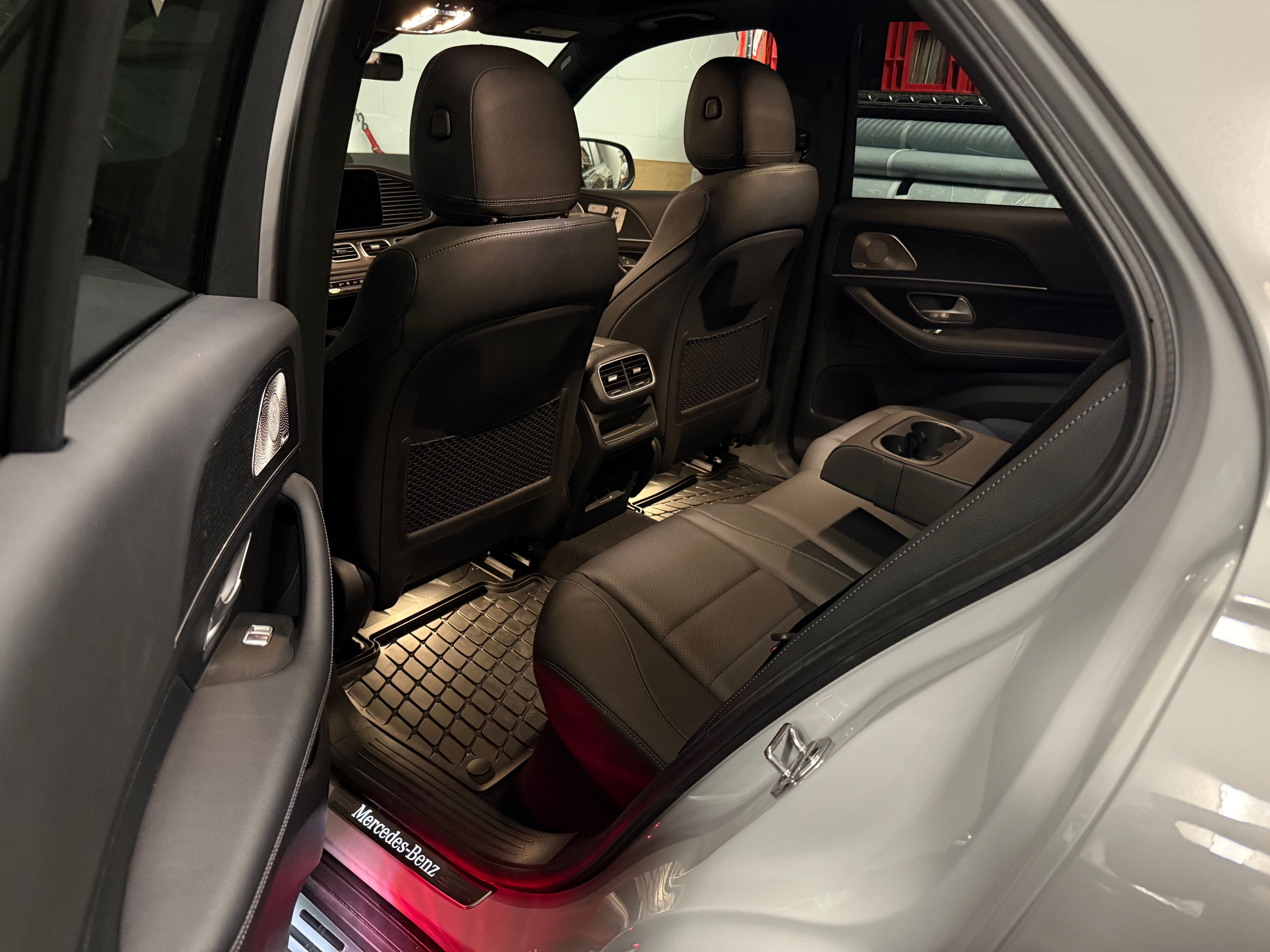Used 2025 Mercedes-Benz GLE 450e 4MATIC image 6