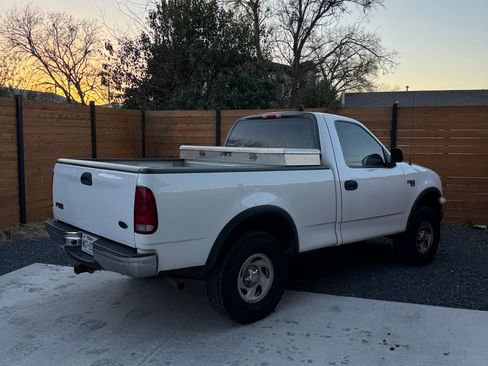 Used 2003 Ford F150 XL image 12