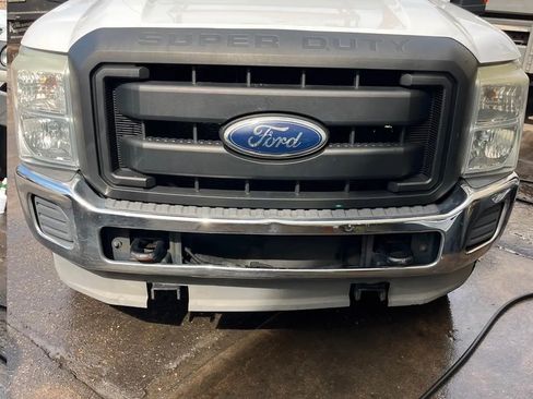 Used 2011 Ford F250 XL w/ PWR Equipment Group AWD/4WD image 8