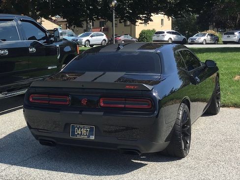Used 2016 Dodge Challenger SRT Hellcat image 8