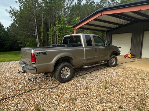 Used 2002 Ford F250 4x4 SuperCab Super Duty image 6