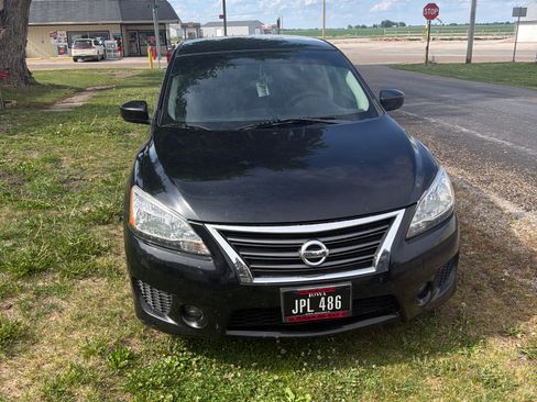 Used 2014 Nissan Sentra SR FWD image 2