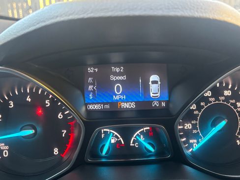 Used 2018 Ford Escape SE image 14