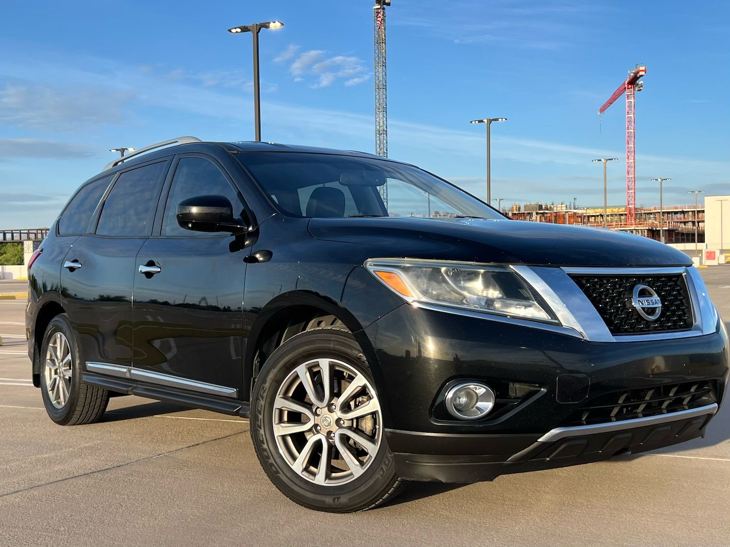 Used 2016 Nissan Pathfinder SL w/ SL Tech Package FWD image 8