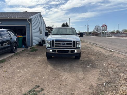 Used 2008 Ford F250 Lariat AWD/4WD image 6
