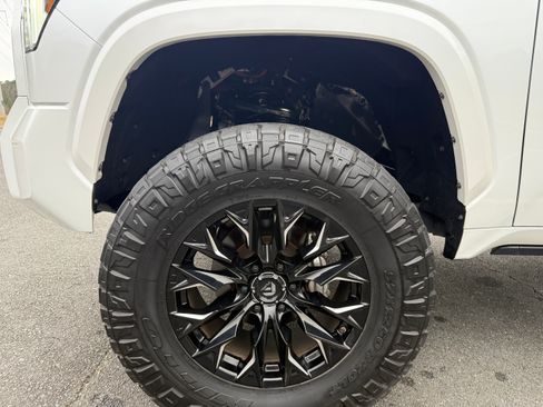 Used 2023 Toyota Tundra Capstone image 13