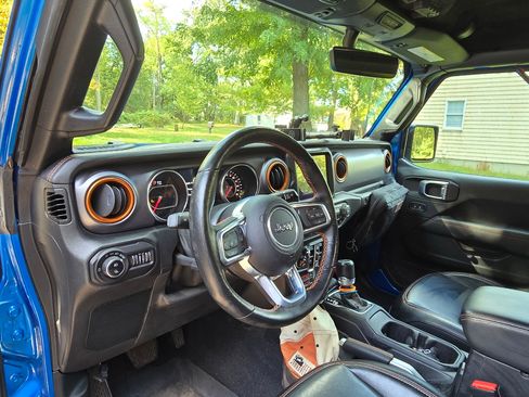 Used 2021 Jeep Gladiator Mojave image 12