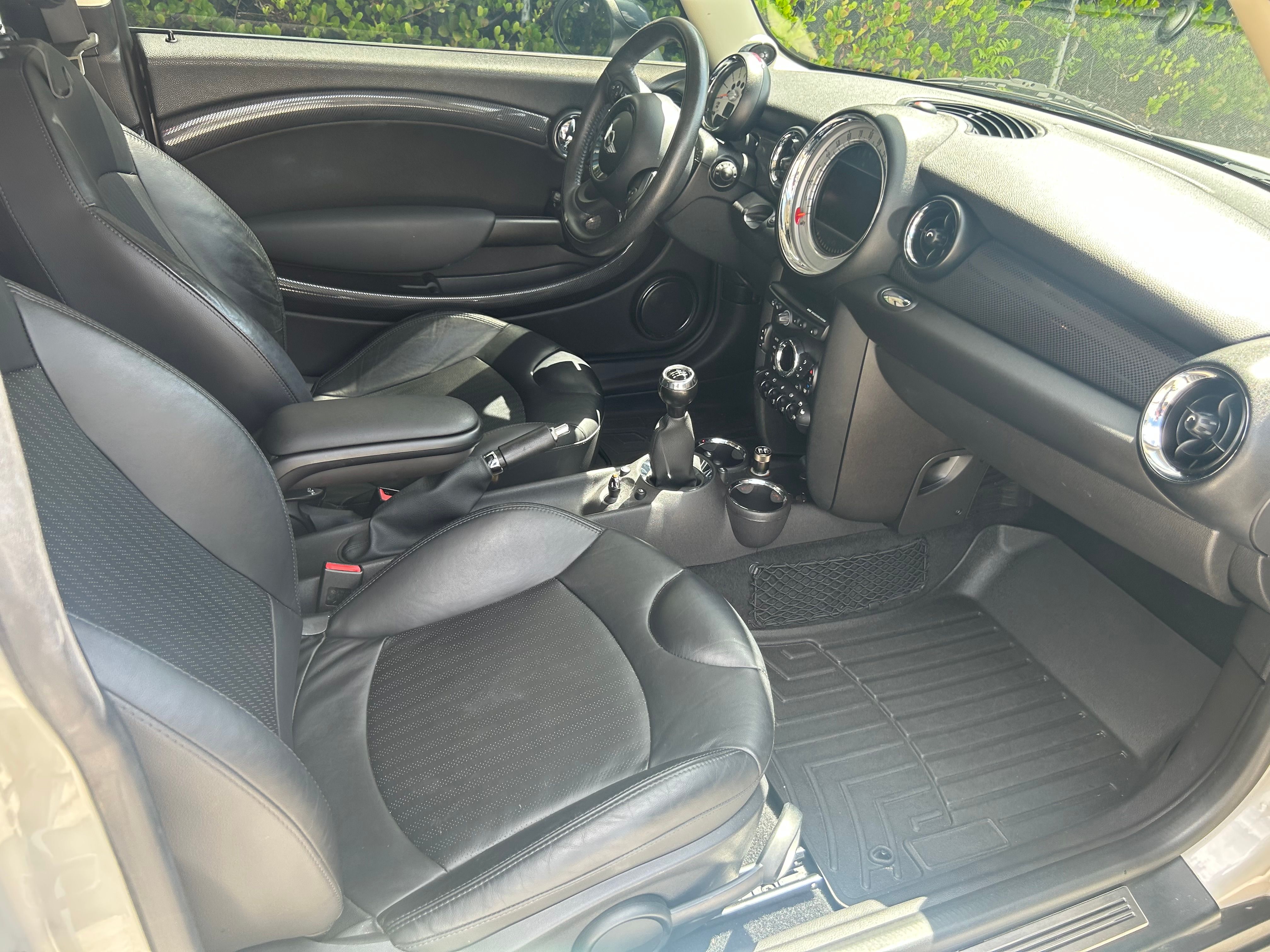 Used 2012 MINI Cooper S FWD image 9