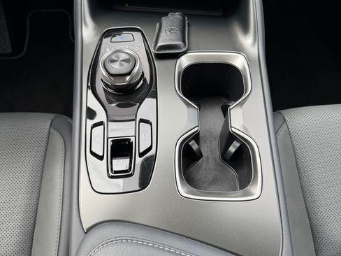 Used 2023 Lexus RZ 450e Premium w/ Technology Package AWD/4WD image 25