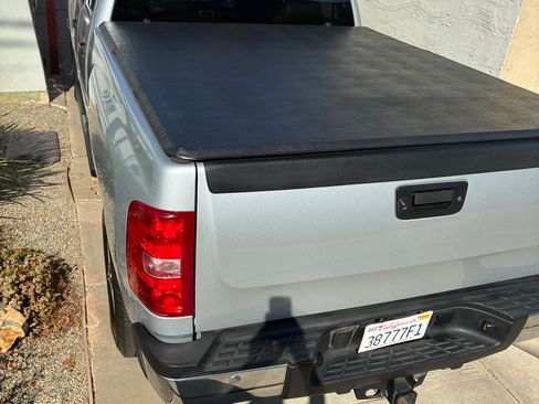 Used 2012 Chevrolet Silverado 2500 LT w/ Interior Plus Package image 18