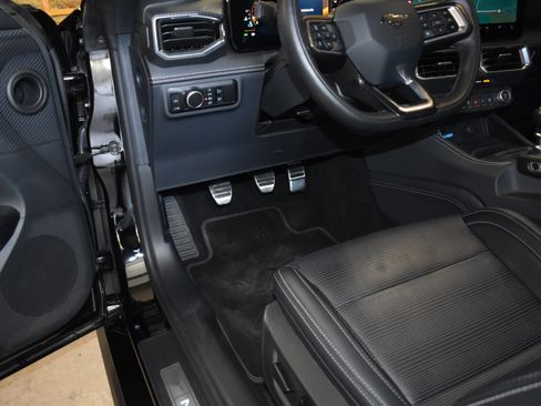 Used 2024 Ford Mustang GT Premium w/ GT Performance Package RWD image 6