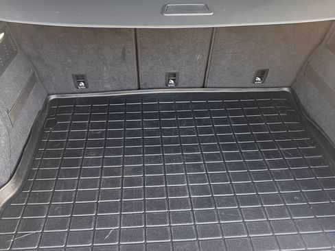 Used 2019 Audi SQ5 Premium Plus w/ Premium Plus Package image 15