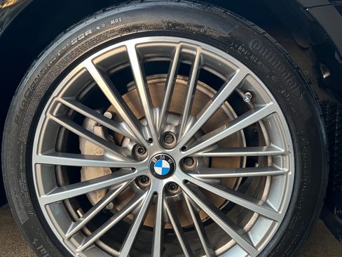 Used 2019 BMW 530i w/ Convenience Package RWD image 27