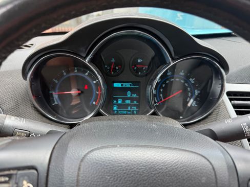 Used 2014 Chevrolet Cruze LT w/ RS Package FWD image 8