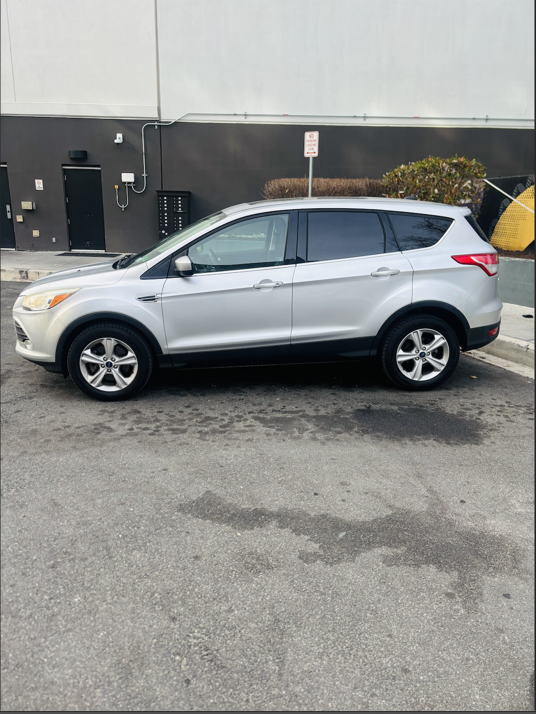 Used 2015 Ford Escape SE AWD/4WD image 10