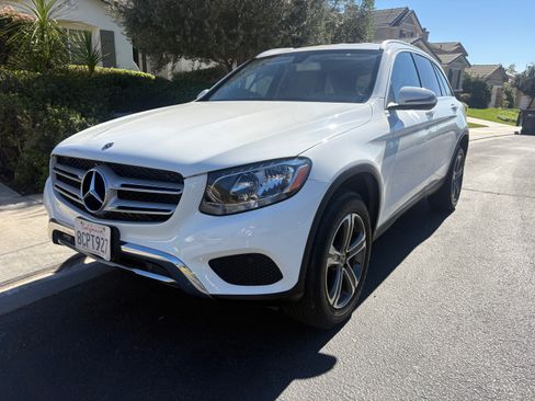 Used 2018 Mercedes-Benz GLC 300 image 1