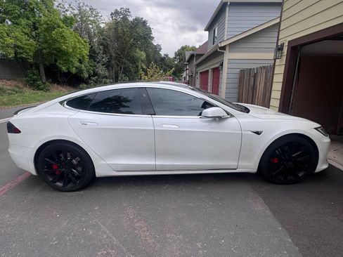 Used 2020 Tesla Model S Performance AWD/4WD image 1