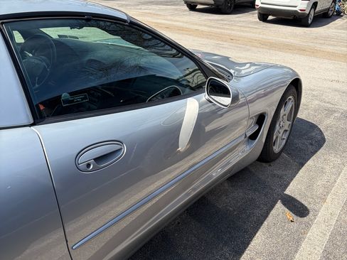 Used 1998 Chevrolet Corvette Coupe w/ Roof Pkg image 9