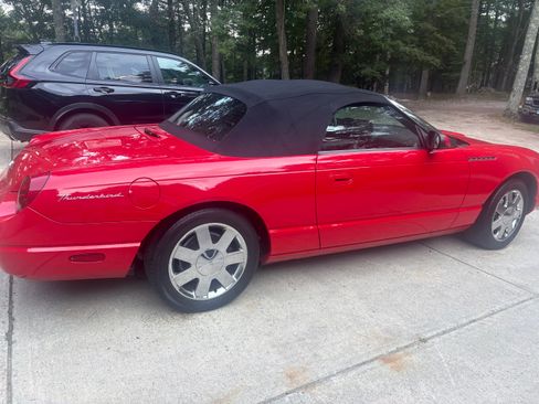 Used 2002 Ford Thunderbird RWD image 9