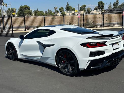 Used 2023 Chevrolet Corvette Z06 w/ Engine Appearance Package image 5
