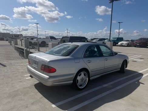Used 2000 Mercedes-Benz E 55 AMG Sedan image 16