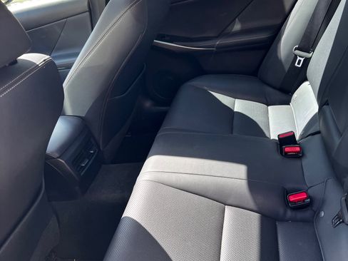 Used 2017 Lexus IS 200t F Sport image 11