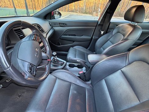 Used 2017 Hyundai Elantra Sport w/ Sport Premium Package 06 image 17