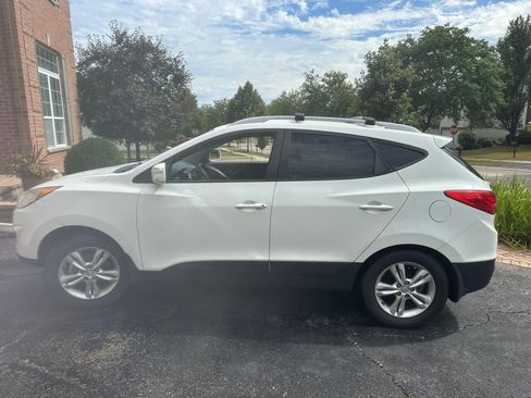 Used 2012 Hyundai Tucson GLS AWD/4WD image 6