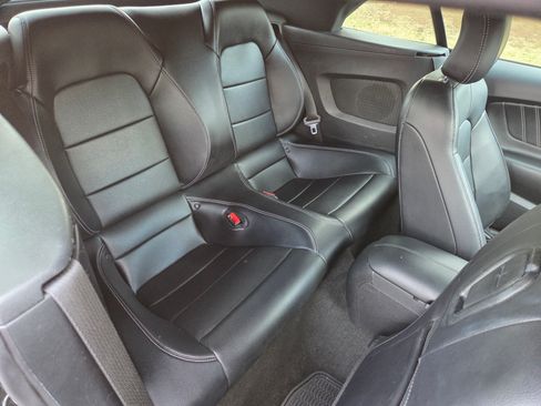 Used 2015 Ford Mustang Premium image 13