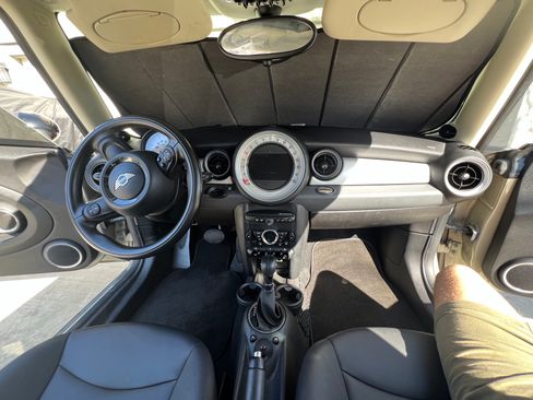 Used 2011 MINI Cooper Hardtop FWD image 8