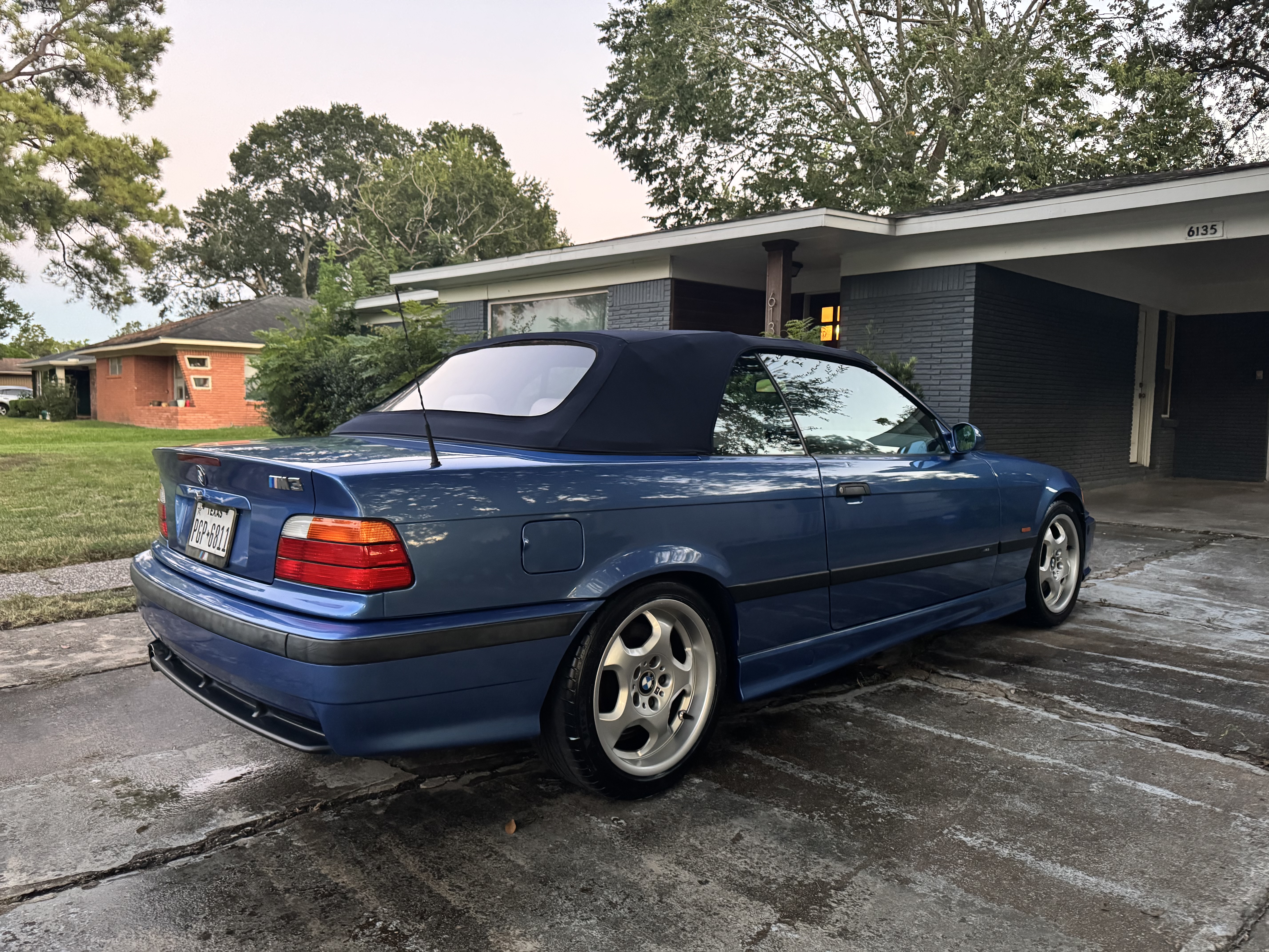 Used 1999 BMW M3 Convertible RWD image 6