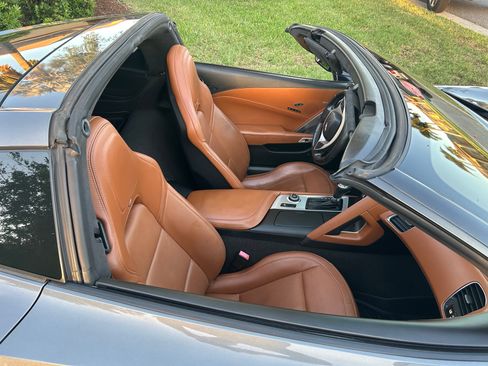 Used 2015 Chevrolet Corvette Stingray Coupe w/ 3LT Preferred Equipment Group RWD image 4