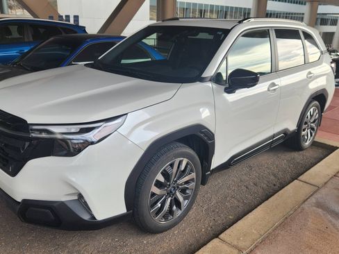 Used 2025 Subaru Forester Touring w/ Popular Package - Touring image 1